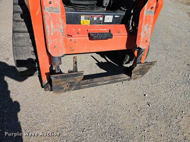 image for item DU3570 2022 Kubota SVL75-2 tracked skid steer loader