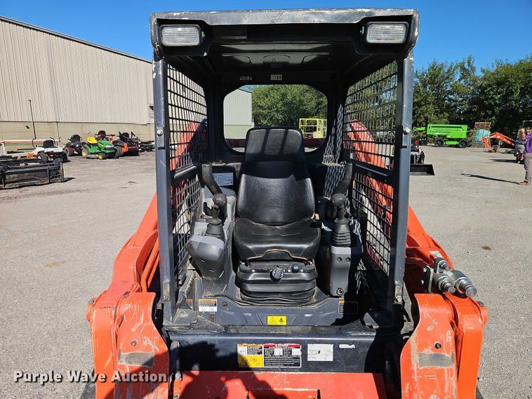 image for item DU3570 2022 Kubota SVL75-2 tracked skid steer loader