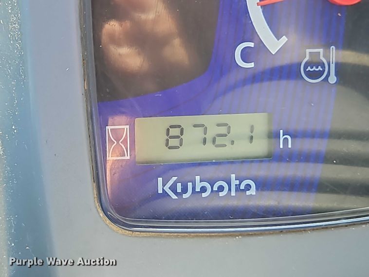 image for item DU3570 2022 Kubota SVL75-2 tracked skid steer loader