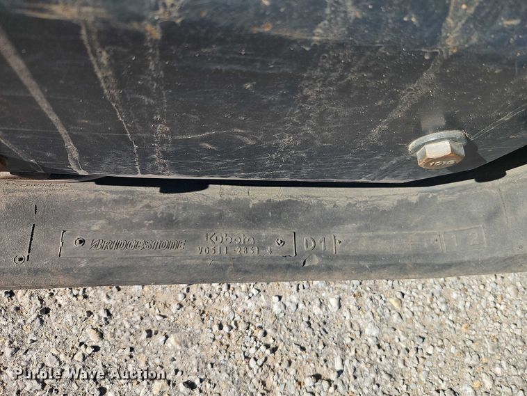 image for item DU3570 2022 Kubota SVL75-2 tracked skid steer loader