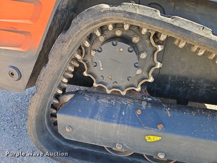 image for item DU3570 2022 Kubota SVL75-2 tracked skid steer loader