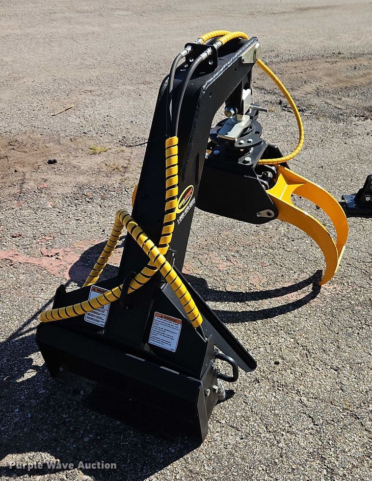 image for item DU3578 Quick Attach skid steer log grapple