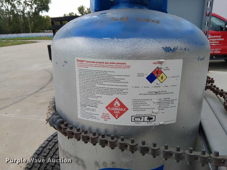 image for item DU3587 2010 Generac QT03016ANSX generator