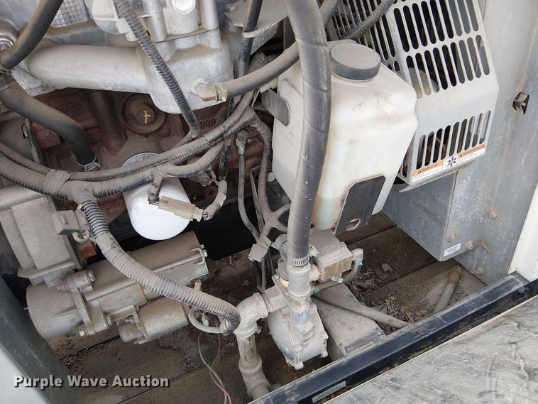 image for item DU3587 2010 Generac QT03016ANSX generator