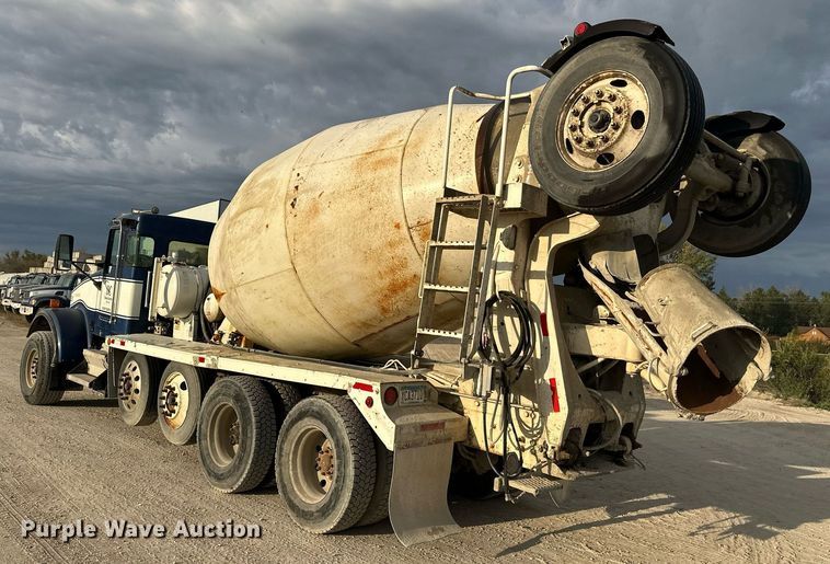 image for item DW4258 2005 Kenworth W900 ready mix truck