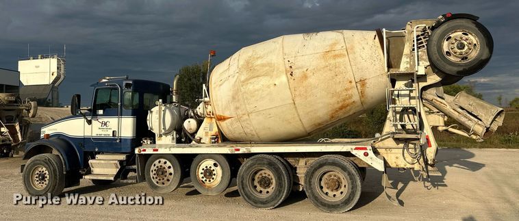 image for item DW4258 2005 Kenworth W900 ready mix truck