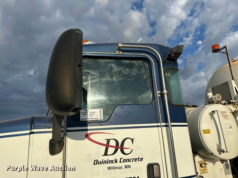 image for item DW4258 2005 Kenworth W900 ready mix truck