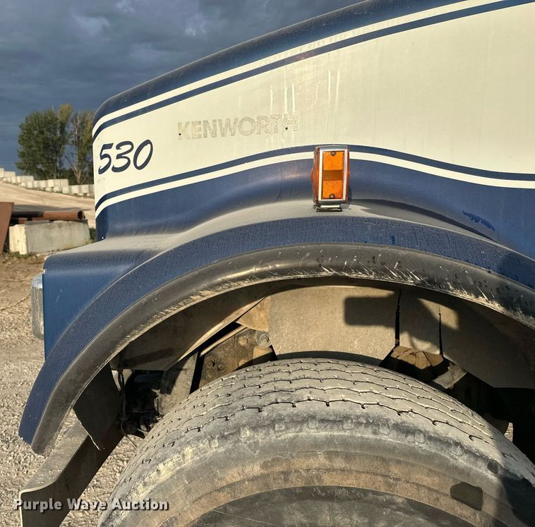 image for item DW4258 2005 Kenworth W900 ready mix truck