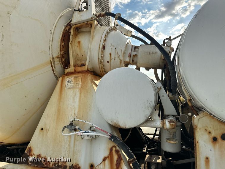 image for item DW4258 2005 Kenworth W900 ready mix truck