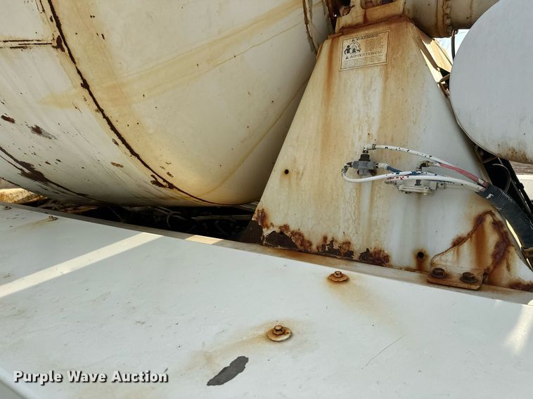 image for item DW4258 2005 Kenworth W900 ready mix truck