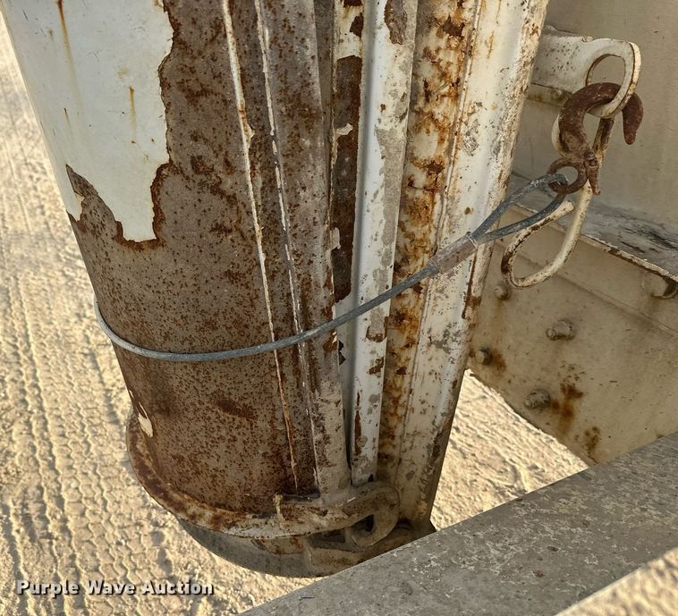 image for item DW4258 2005 Kenworth W900 ready mix truck