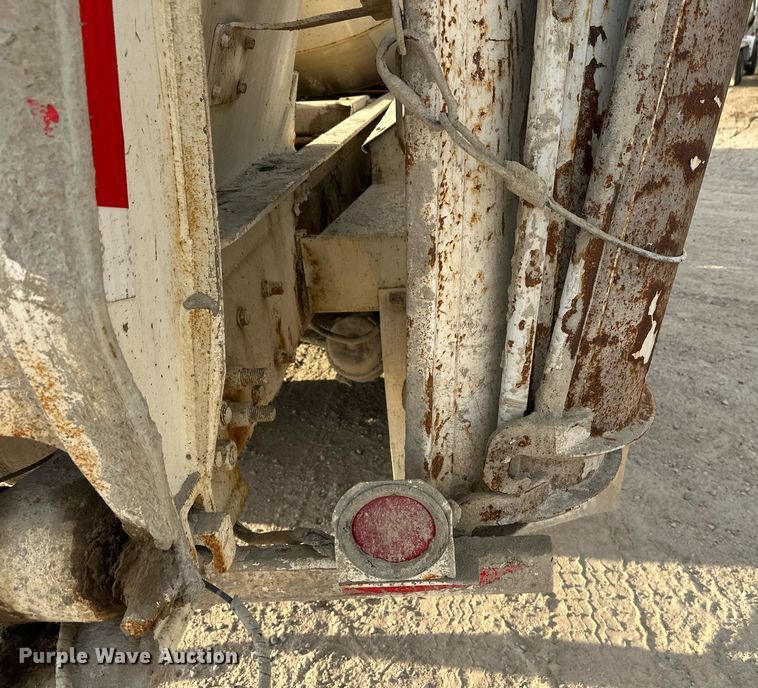 image for item DW4258 2005 Kenworth W900 ready mix truck