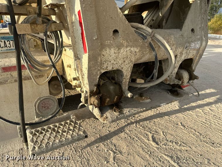 image for item DW4258 2005 Kenworth W900 ready mix truck