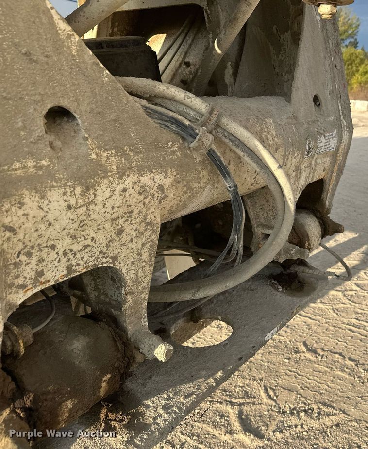 image for item DW4258 2005 Kenworth W900 ready mix truck