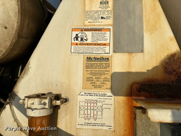 image for item DW4258 2005 Kenworth W900 ready mix truck