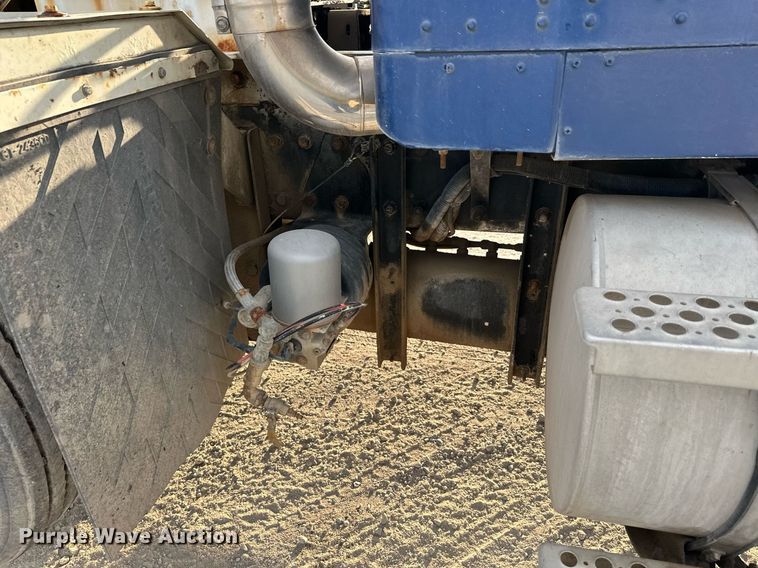 image for item DW4258 2005 Kenworth W900 ready mix truck