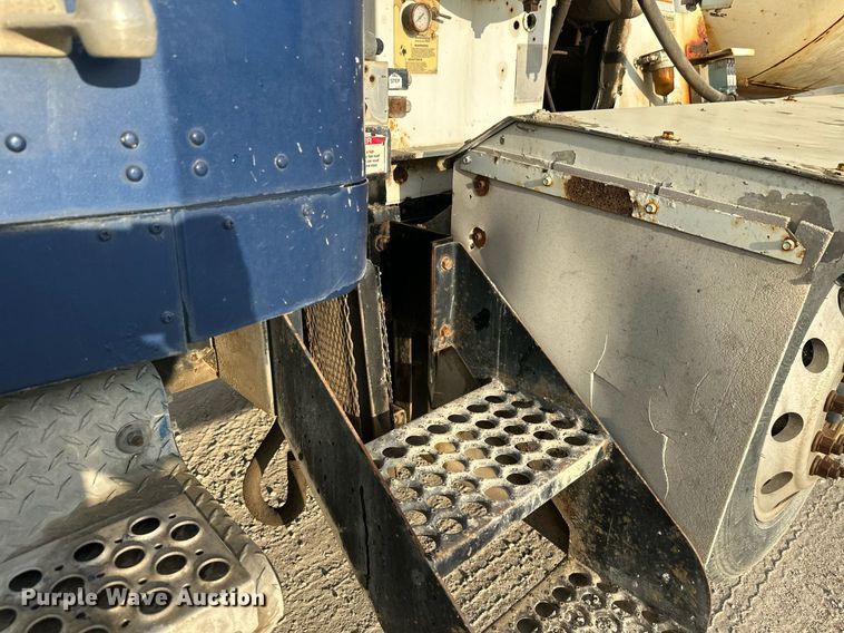 image for item DW4258 2005 Kenworth W900 ready mix truck