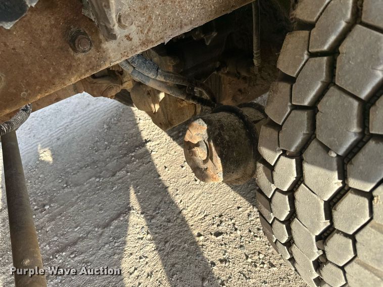 image for item DW4258 2005 Kenworth W900 ready mix truck