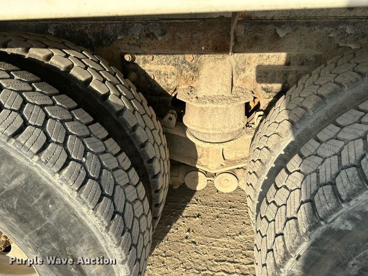 image for item DW4258 2005 Kenworth W900 ready mix truck