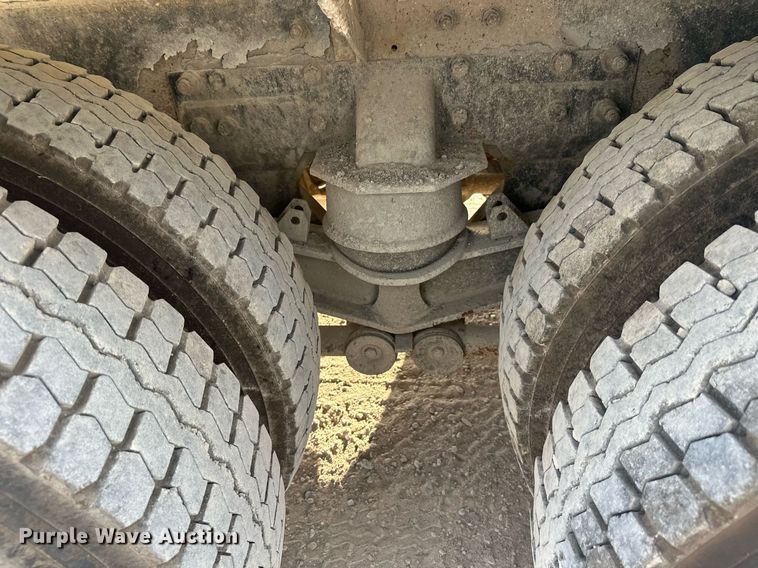 image for item DW4258 2005 Kenworth W900 ready mix truck