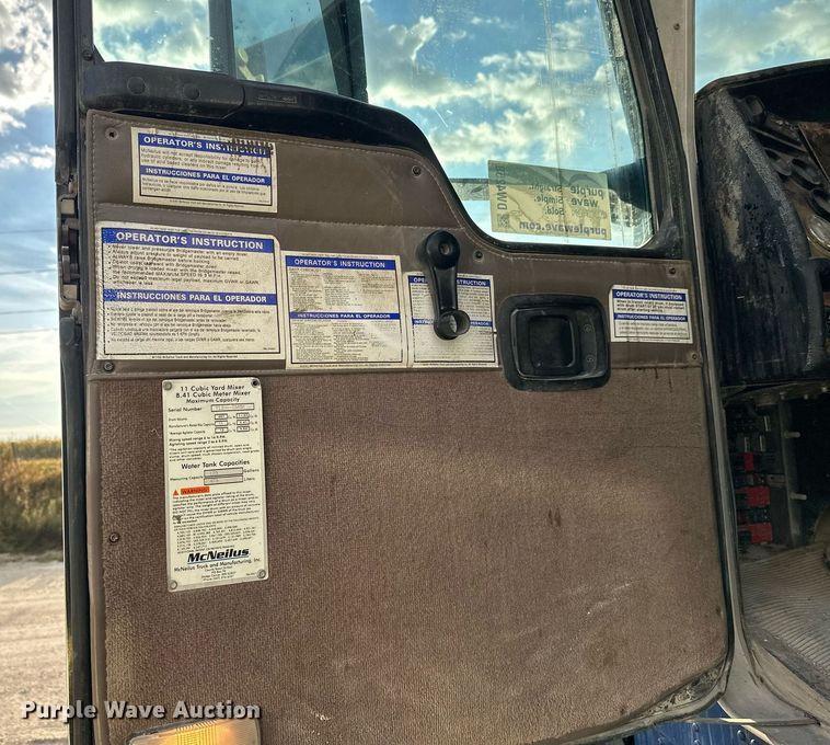 image for item DW4258 2005 Kenworth W900 ready mix truck