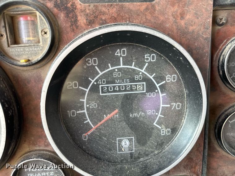 image for item DW4258 2005 Kenworth W900 ready mix truck