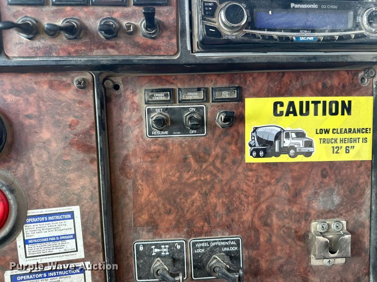 image for item DW4258 2005 Kenworth W900 ready mix truck