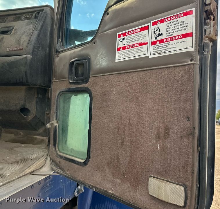 image for item DW4258 2005 Kenworth W900 ready mix truck