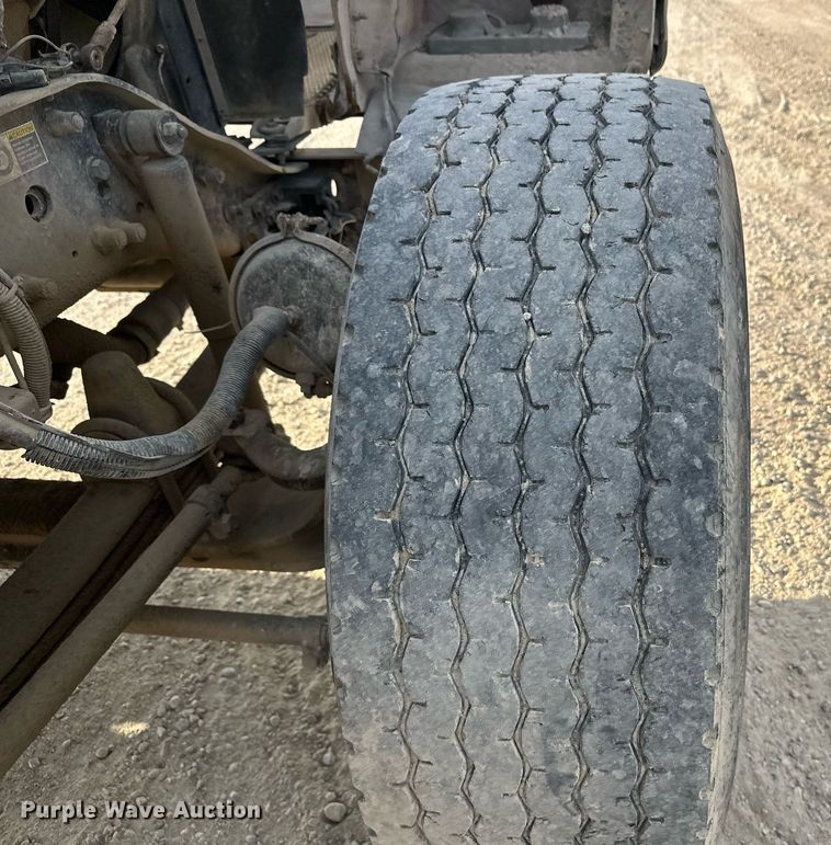 image for item DW4258 2005 Kenworth W900 ready mix truck