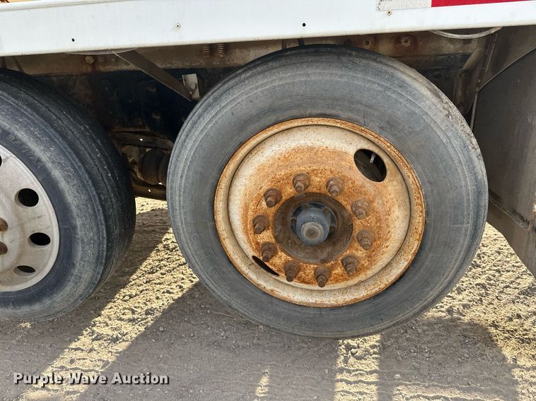 image for item DW4258 2005 Kenworth W900 ready mix truck