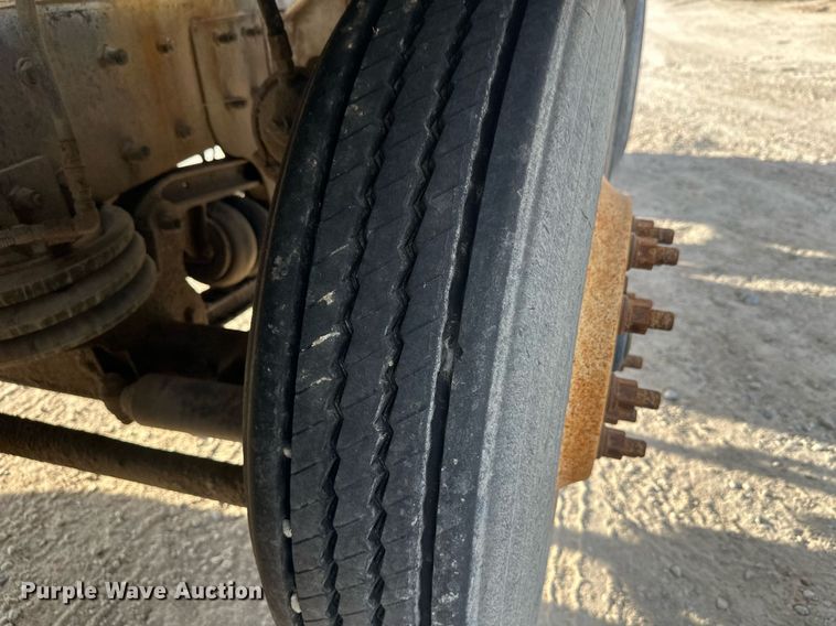 image for item DW4258 2005 Kenworth W900 ready mix truck