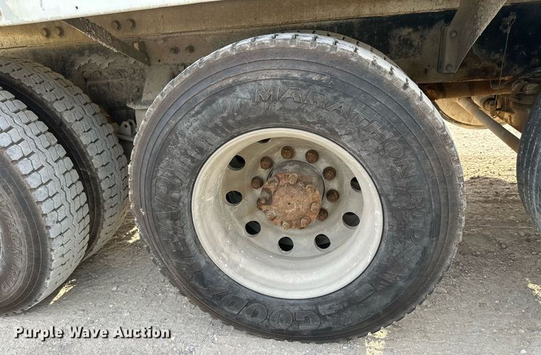 image for item DW4258 2005 Kenworth W900 ready mix truck