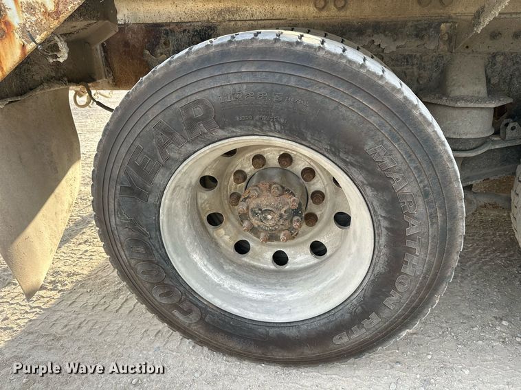 image for item DW4258 2005 Kenworth W900 ready mix truck