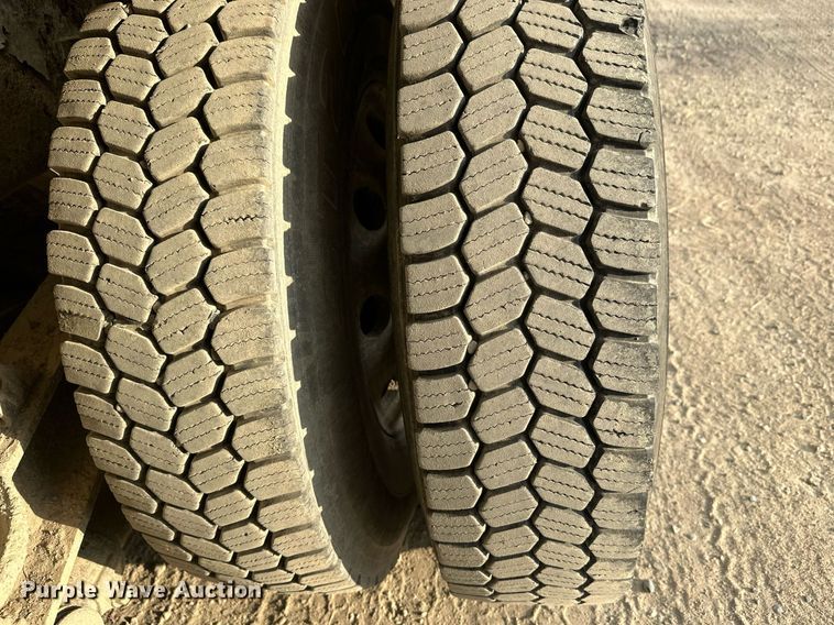 image for item DW4258 2005 Kenworth W900 ready mix truck