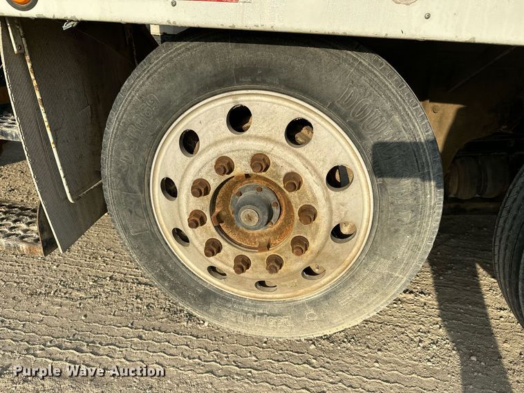 image for item DW4258 2005 Kenworth W900 ready mix truck