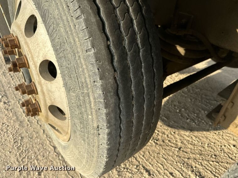 image for item DW4258 2005 Kenworth W900 ready mix truck