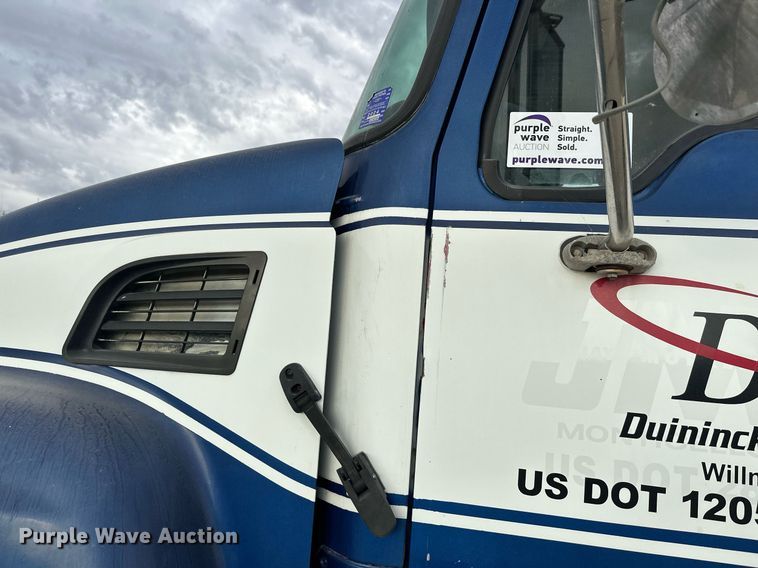 image for item DW4259 2005 Mack CV513 ready mix truck