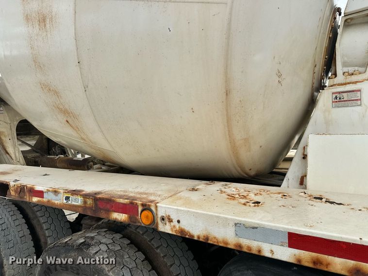 image for item DW4259 2005 Mack CV513 ready mix truck
