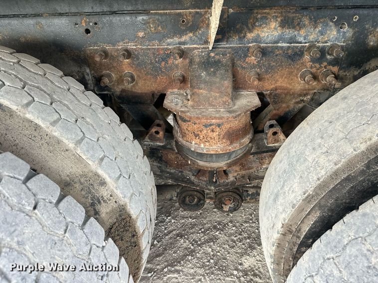 image for item DW4259 2005 Mack CV513 ready mix truck