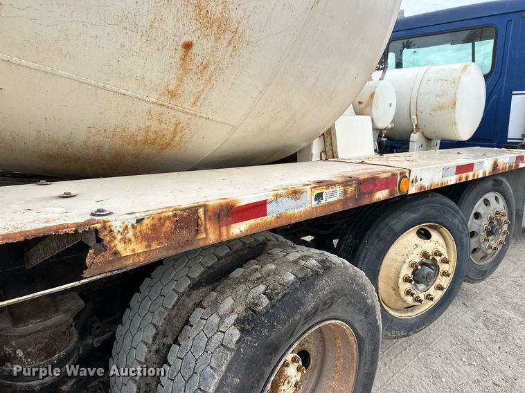image for item DW4259 2005 Mack CV513 ready mix truck