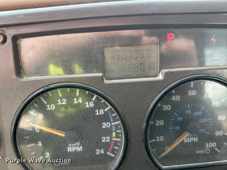 image for item DW4259 2005 Mack CV513 ready mix truck