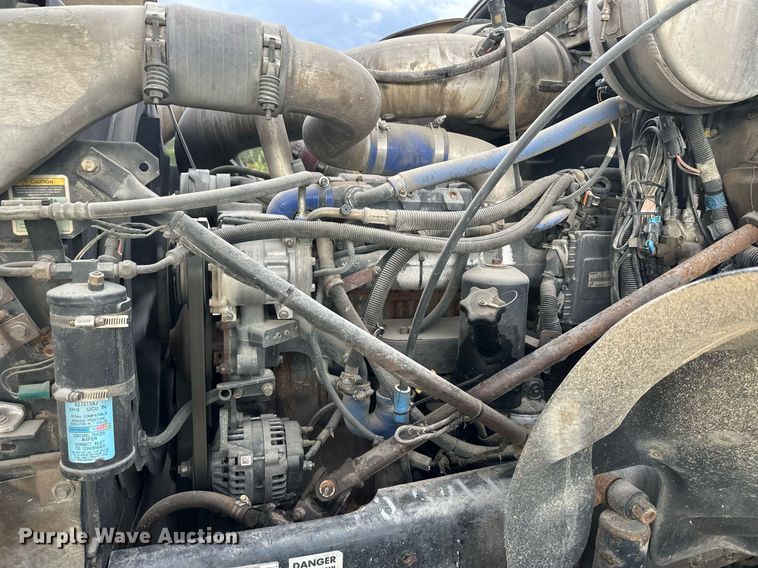 image for item DW4259 2005 Mack CV513 ready mix truck