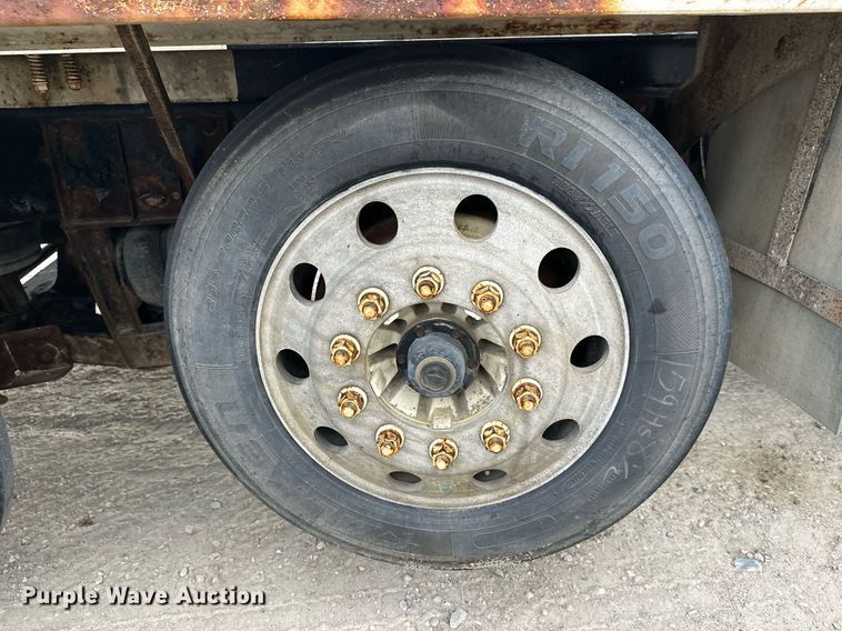 image for item DW4259 2005 Mack CV513 ready mix truck