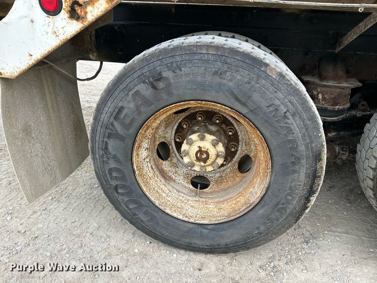 image for item DW4259 2005 Mack CV513 ready mix truck