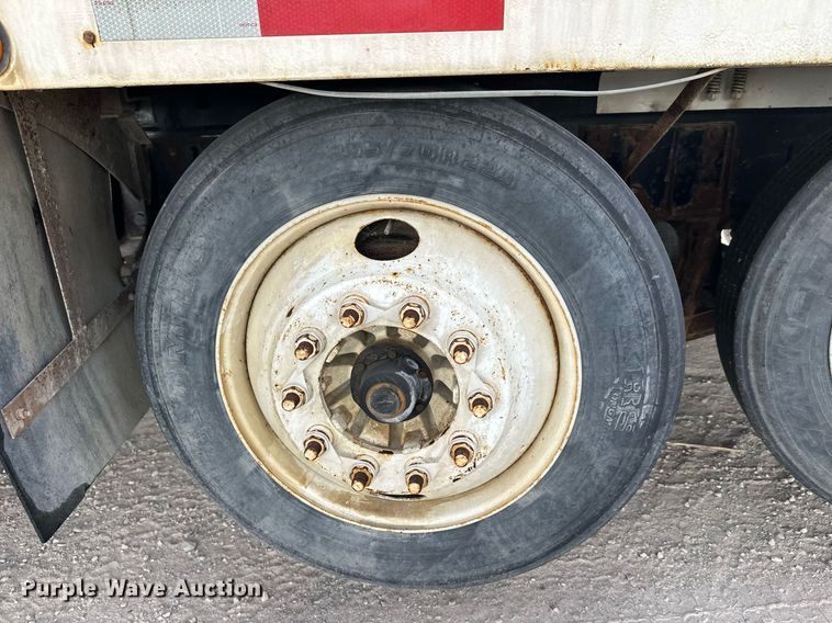 image for item DW4259 2005 Mack CV513 ready mix truck