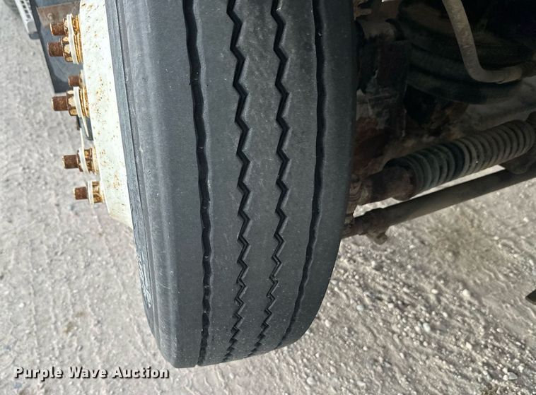 image for item DW4259 2005 Mack CV513 ready mix truck