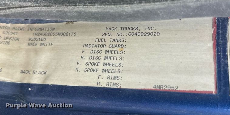 image for item DW4259 2005 Mack CV513 ready mix truck