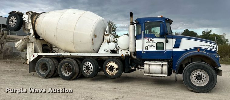 image for item DW4260 2005 Kenworth W900 ready mix truck