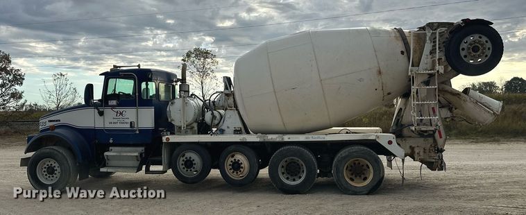 image for item DW4260 2005 Kenworth W900 ready mix truck