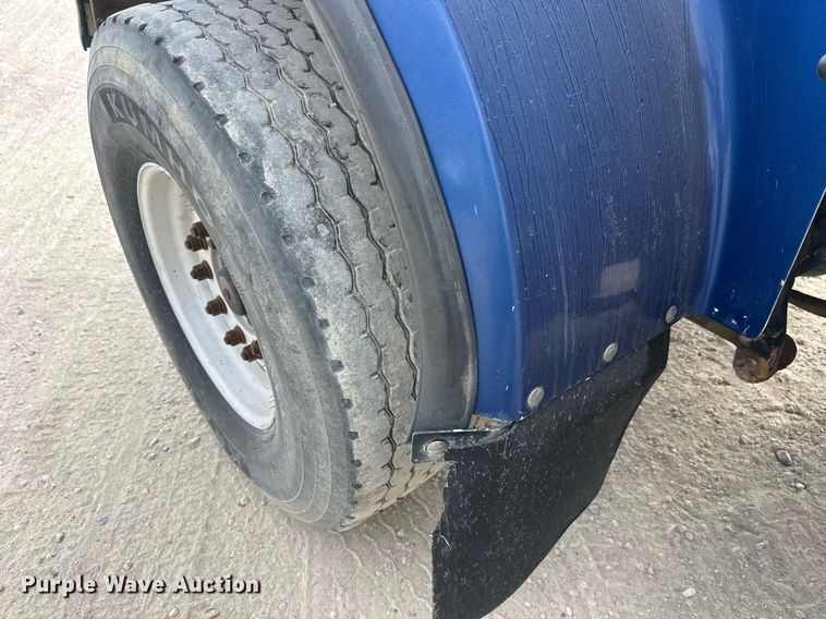 image for item DW4260 2005 Kenworth W900 ready mix truck